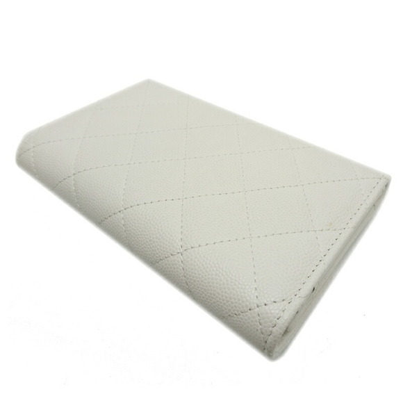Chanel Caviar Quilted Flap Card Holder Wallet White 1892336  CHANEL Authentic White Caviar Leather Wallet